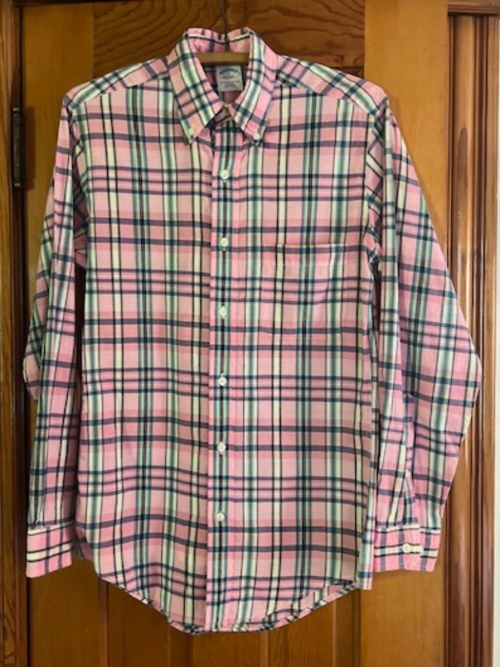 Brooks Brothers Button Down Pink Plaid Slim Fit Shirt Men's Small